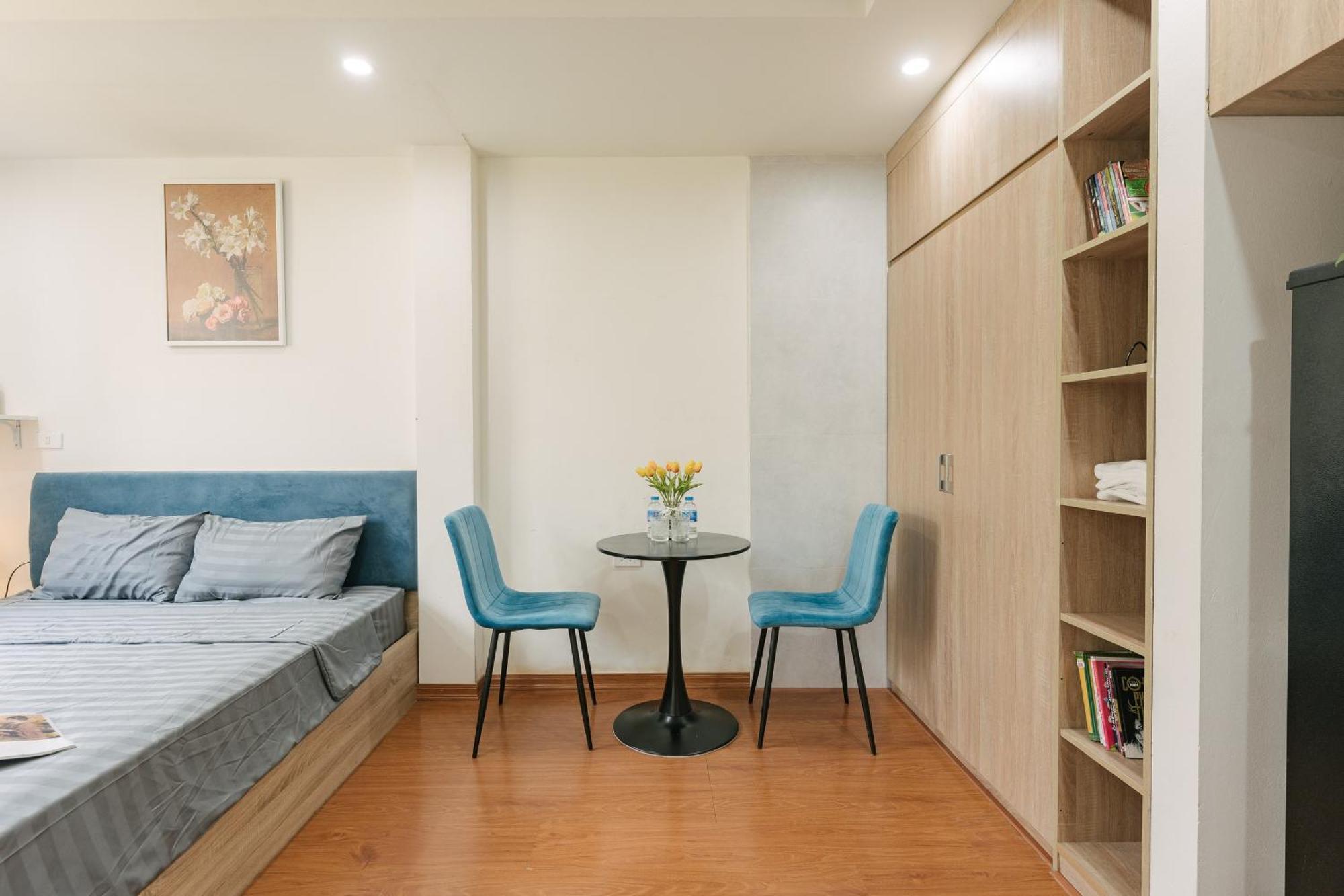 Morri Westlake * Hà Nội