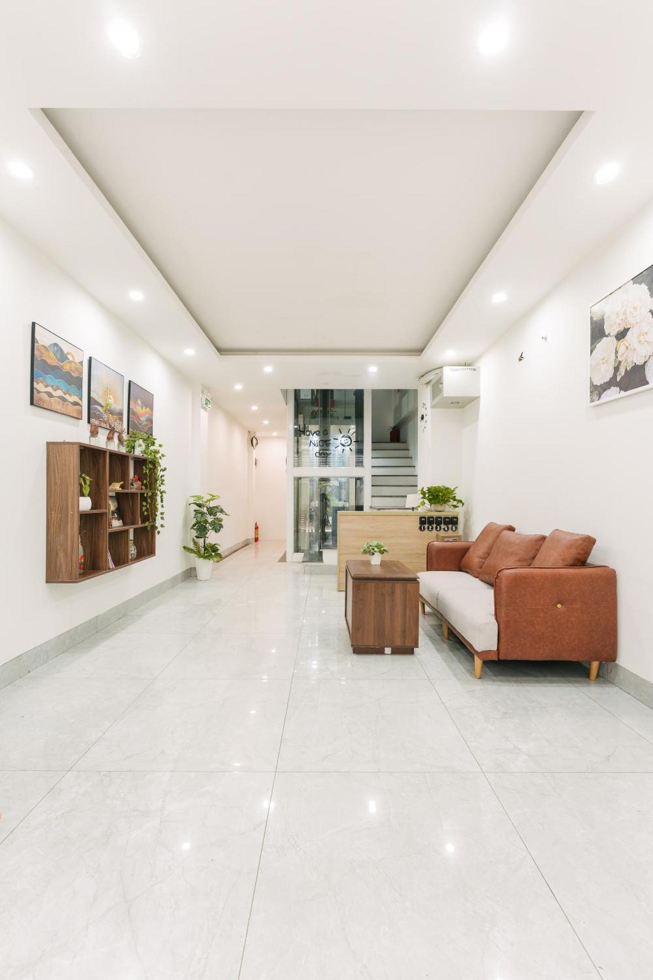 Morri Westlake Hà Nội
